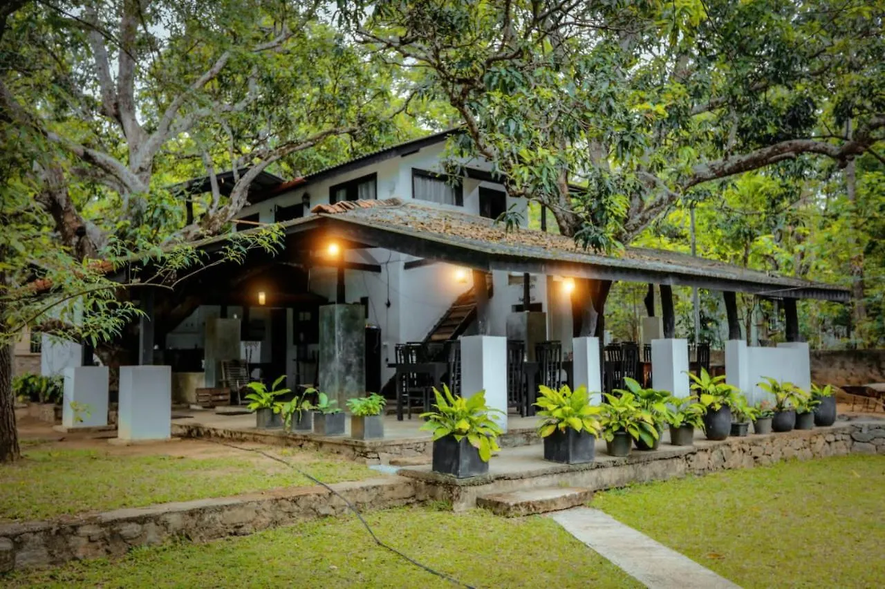 Hotel Sigiriya Kele