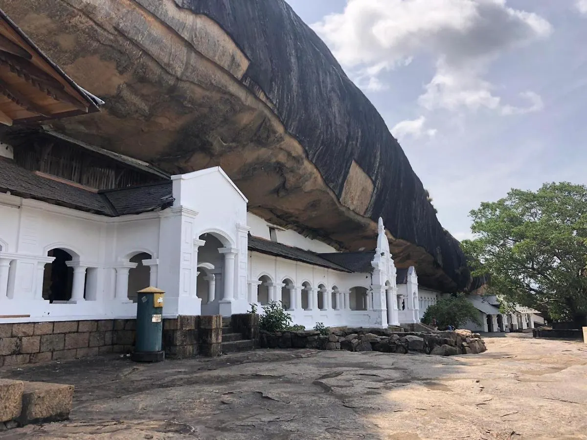 Hotel Sigiriya Kele