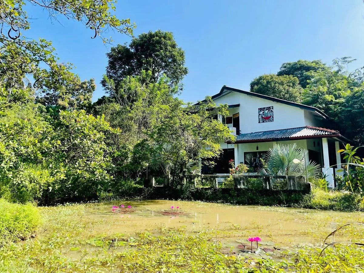 Hotel Sigiriya Kele 3*,