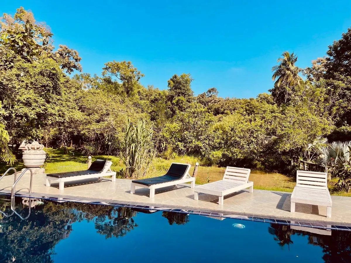 Hotel Sigiriya Kele 3*,  Sri Lanka